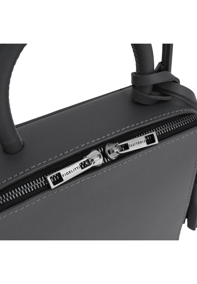 Сумка шкіряна жіноча