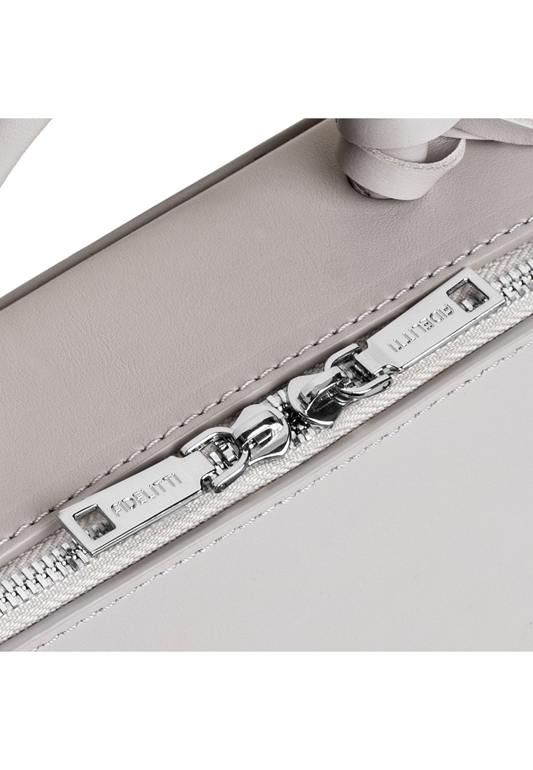 Сумка шкіряна жіноча