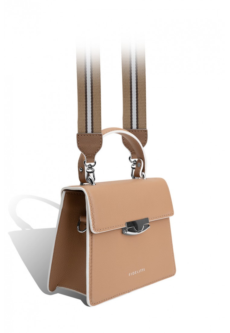 Сумка шкіряна жіноча