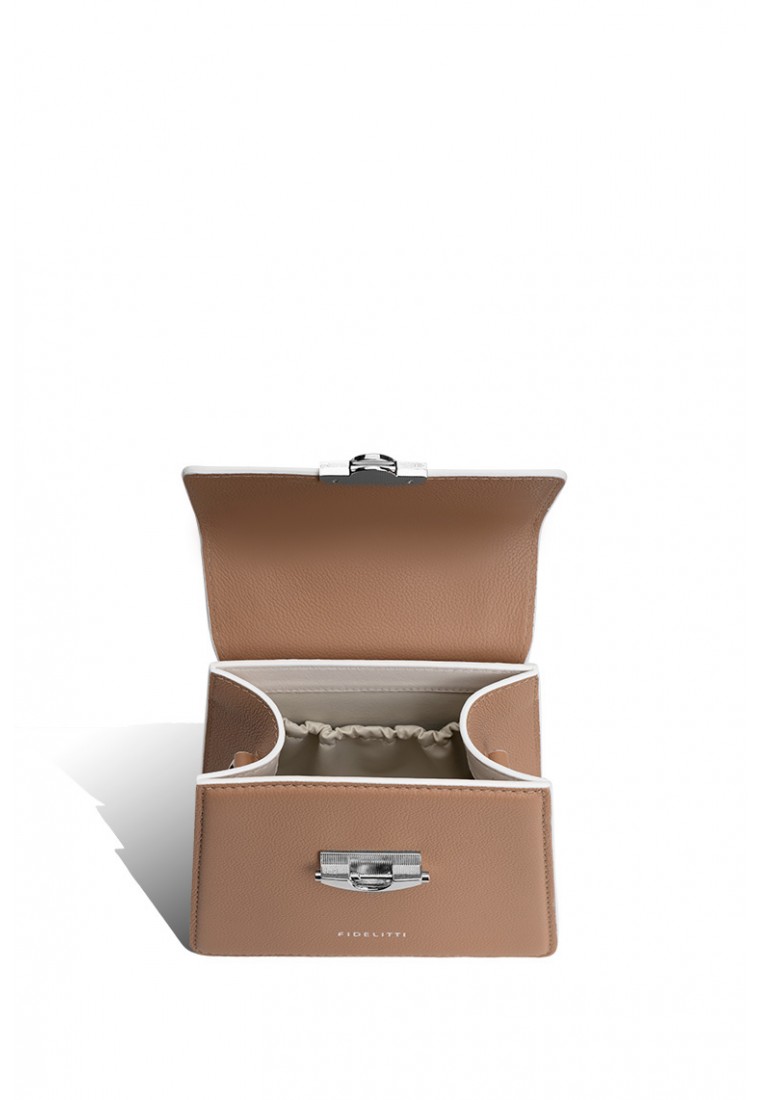 Сумка шкіряна жіноча