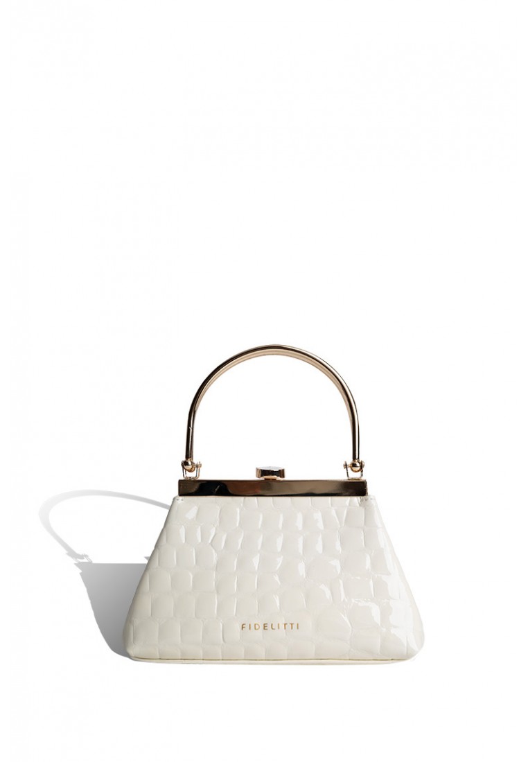 Сумка лакована жіноча